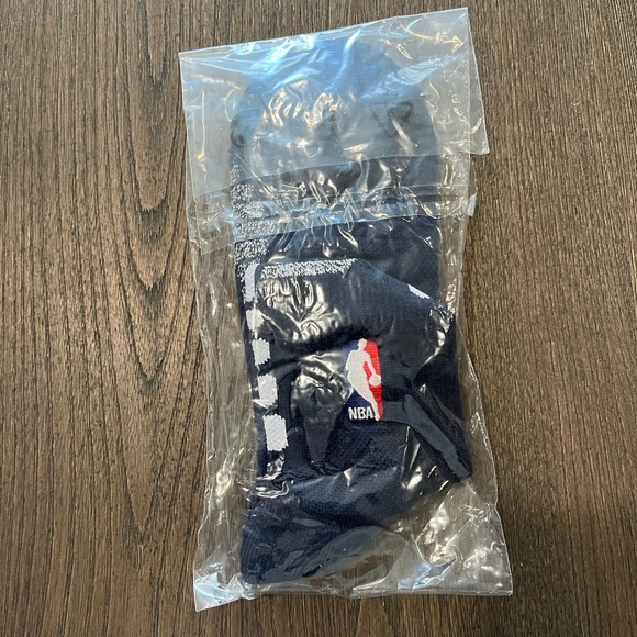 NWT Nike Men`s Elite NBA Grip Power Basketball Crew Socks - Size XL - Picture 2 of 4